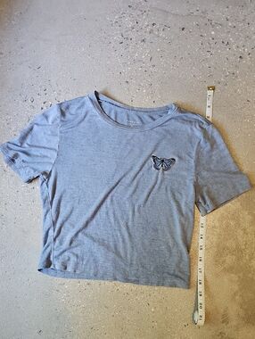 Women's Blue Butterfly Embroidered Tee Small